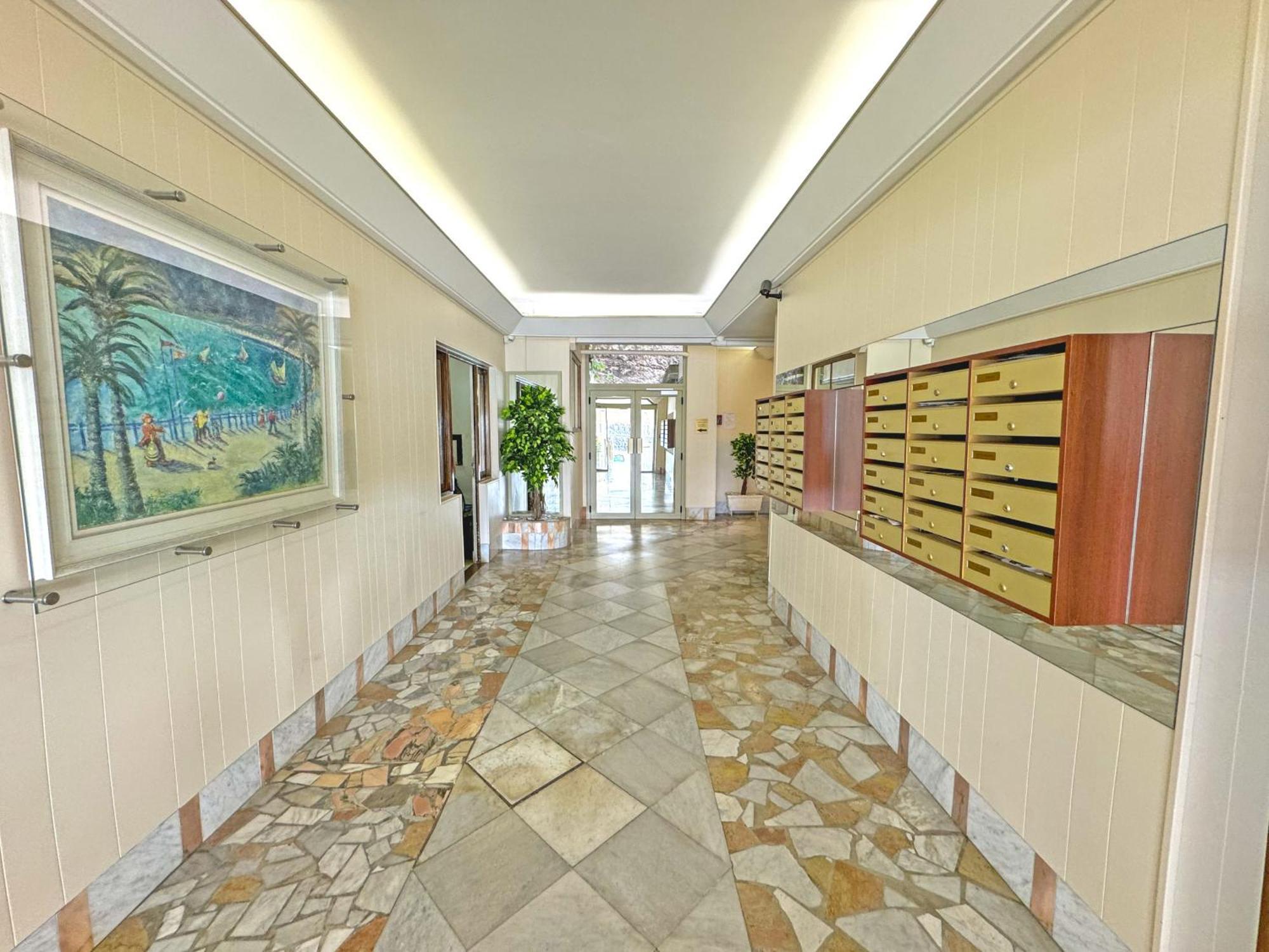 Promenade Holiday - Rocamare Promenade ニース エクステリア 写真